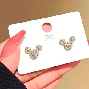Beautiful mouse stud earrings